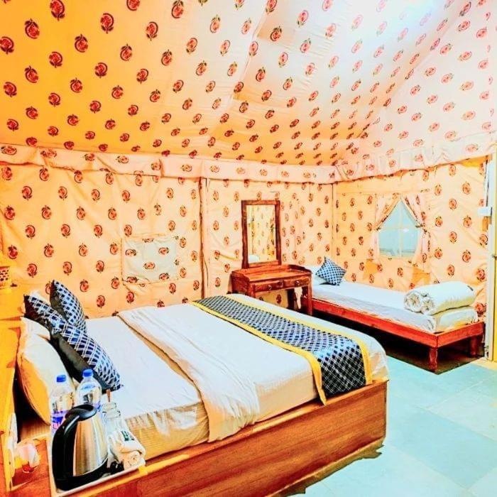 Om Luxury Resort 斋沙默尔 外观 照片